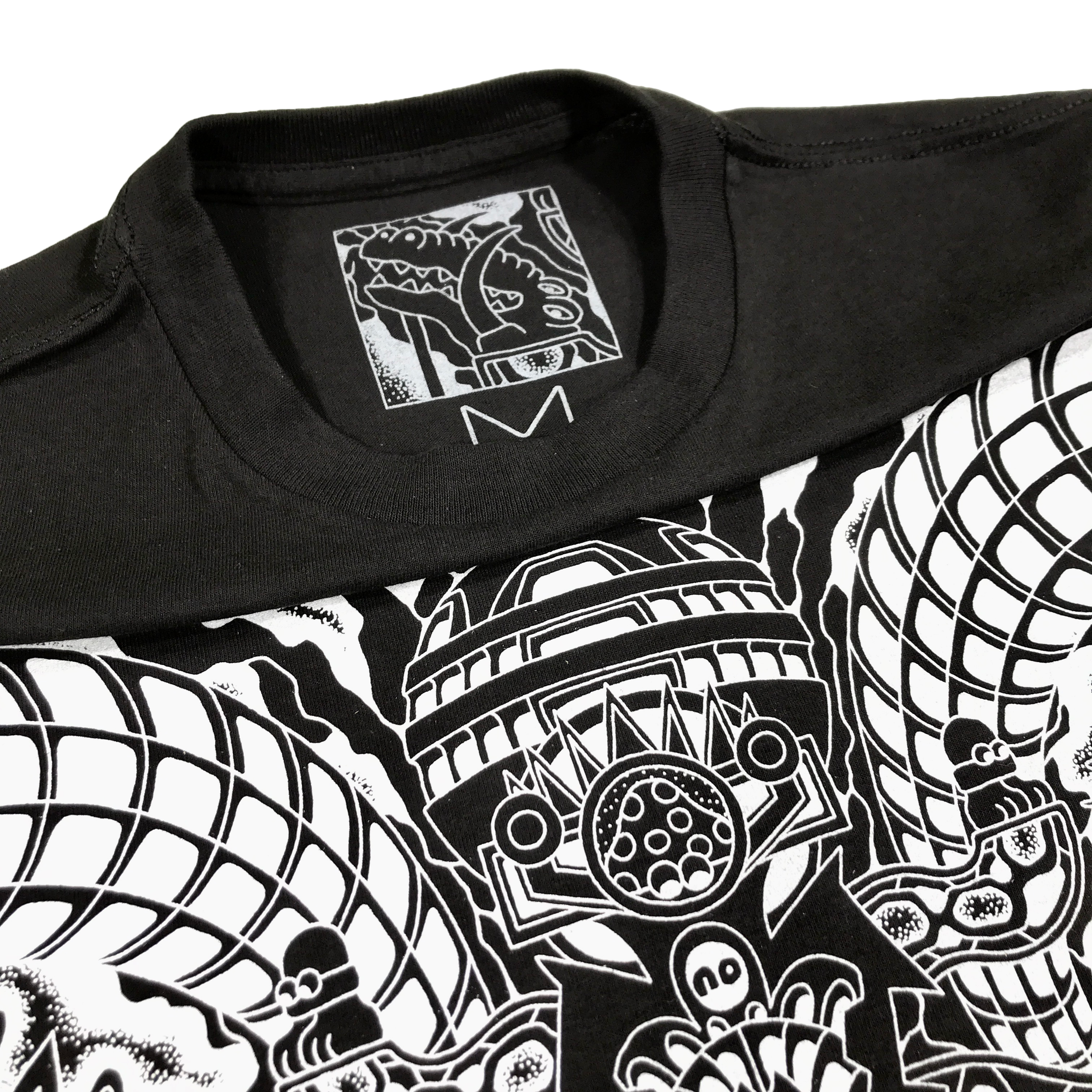 Lola Castle T・Black